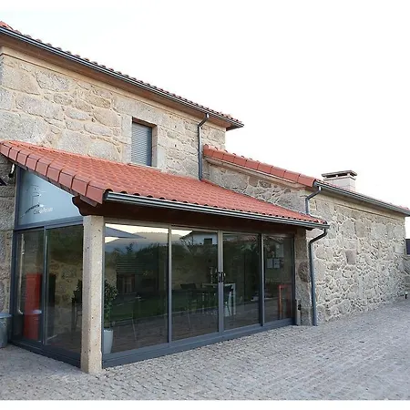 Casa Do Parada Messegães