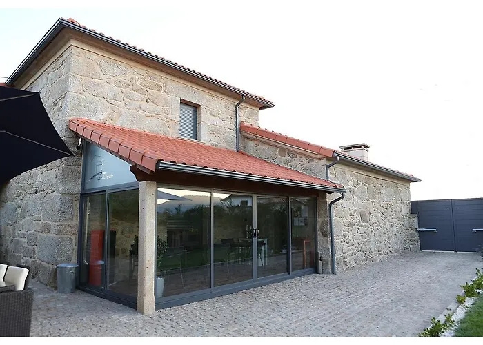 Casa Do Parada Messegães