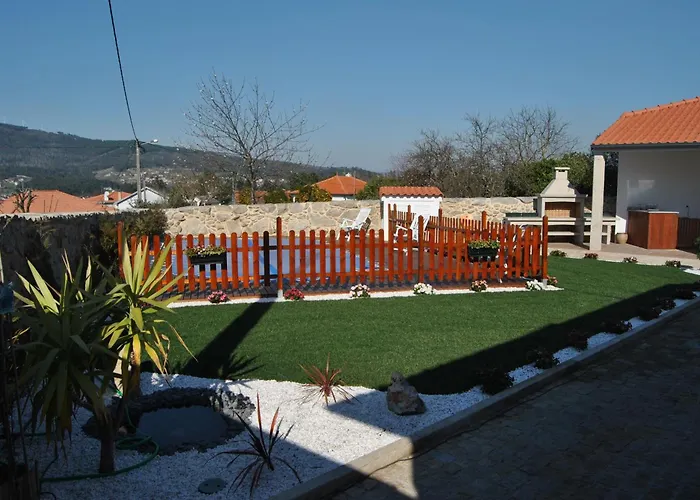 Casa Do Parada * Messegães